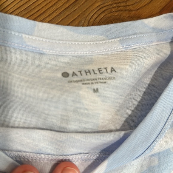 Athleta Top - Picture 2 of 3